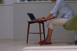 クルーザーなどの豪華な船の販売