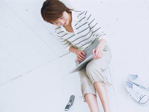 人気アーティストのグッズ販売サービス